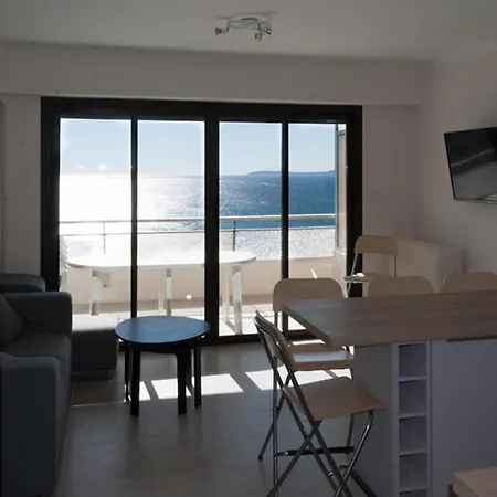 Apartment T4 Avec Terrasse, 3 Chambres, 6 Pers, Proche Plage - Fr-1-803-56